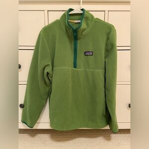 Patagonia sweatshirt